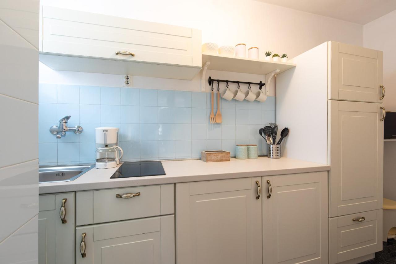 Apartment Lora Crikvenica Buitenkant foto