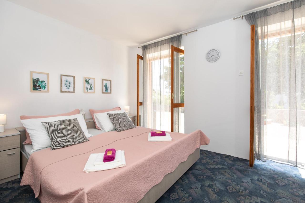 Apartment Lora Crikvenica Buitenkant foto